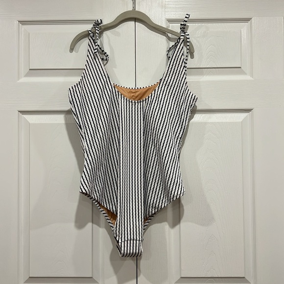 J. Crew Factory Striped Tie-shoulder One-piece Swimsuit Navy and White Size XXL - Picture 4 of 6